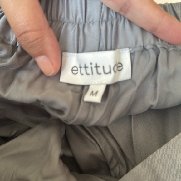 Ettitude Sateen Plus Pajama Short Size Medium Color Fog / Grey - Picture 4 of 5